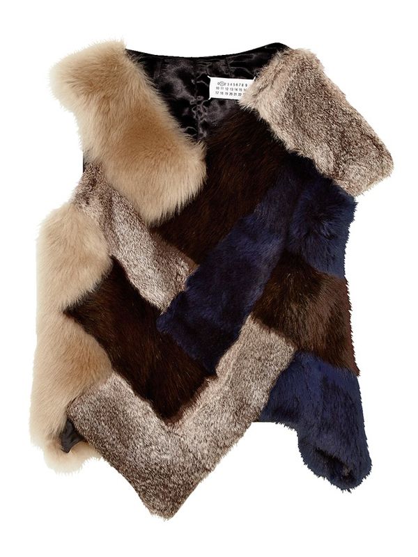 Brown, Textile, Natural material, Wool, Woolen, Fur, Beige, Fawn, Fur clothing, Animal product, 