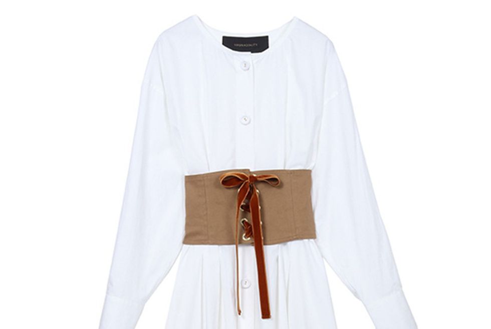 Clothing, White, Dress, Sleeve, Robe, Outerwear, Beige, Day dress, T-shirt, 