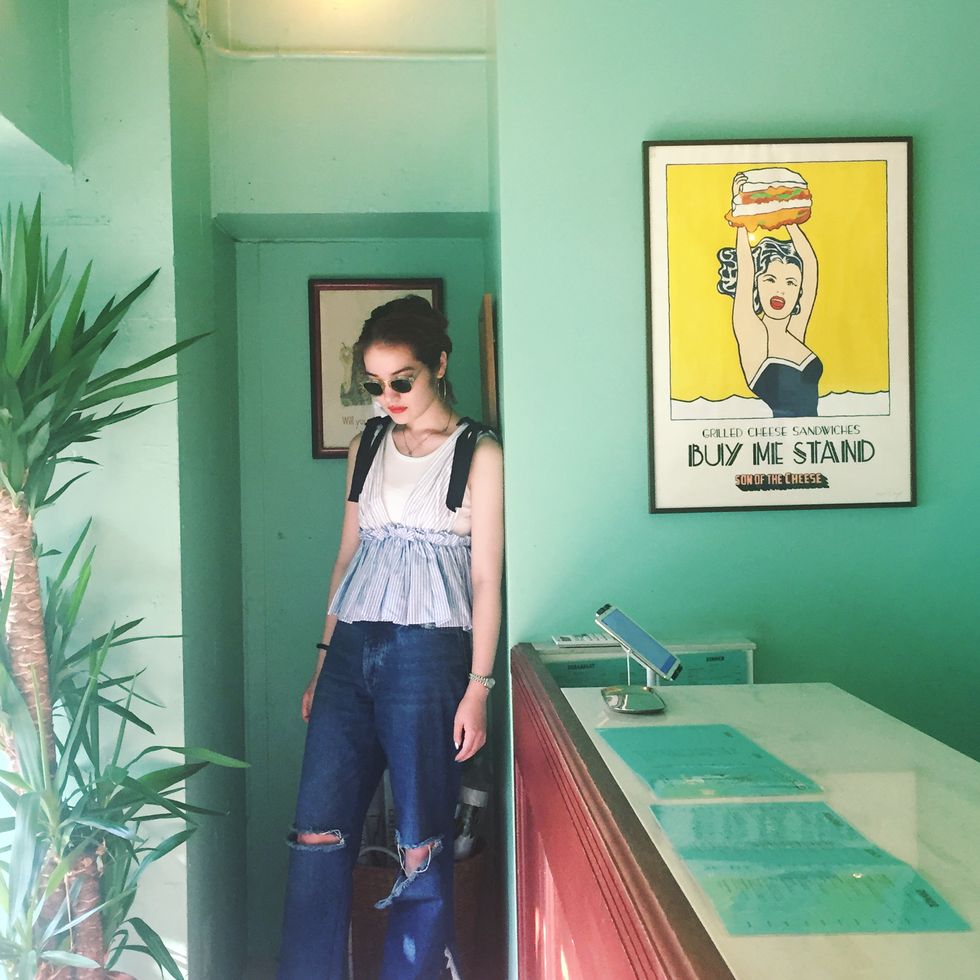 Green, Yellow, Turquoise, Room, Denim, Jeans, Plant, Leisure, House, Waist, 