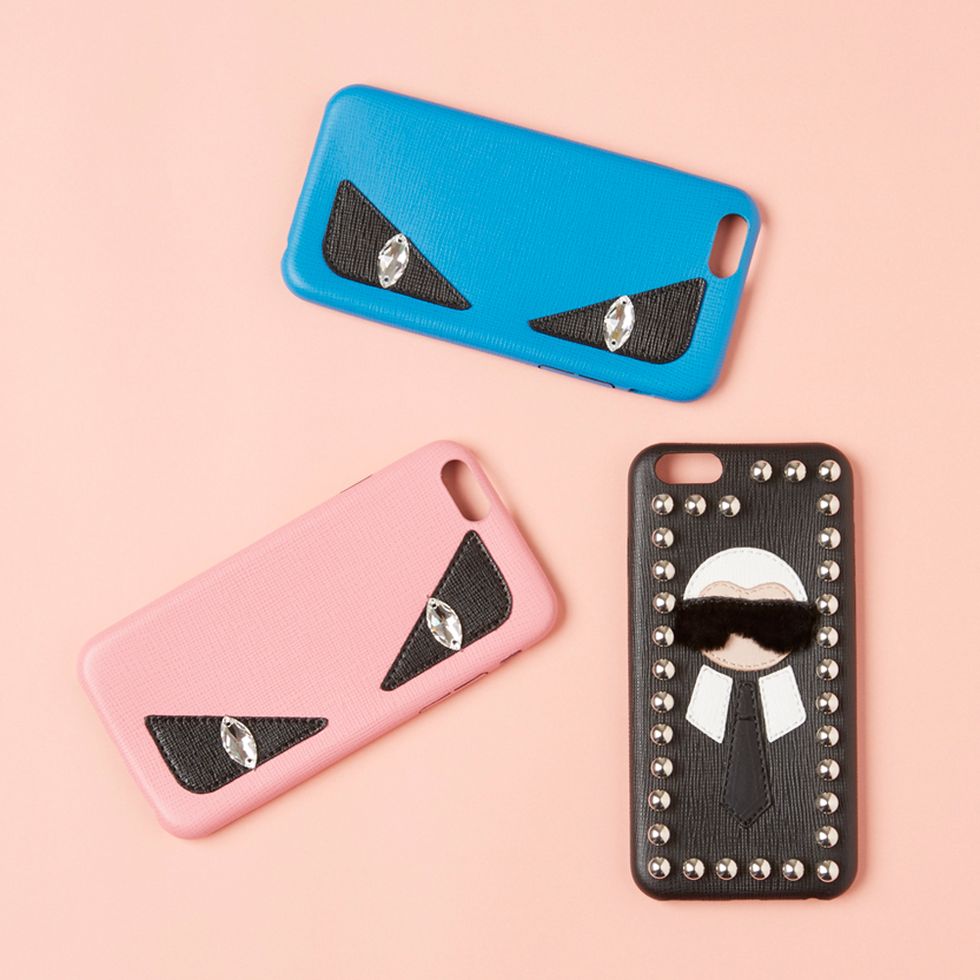 Pattern, Teal, Rectangle, Material property, Design, Triangle, Mobile phone accessories, Square, Everyday carry, Wallet, 