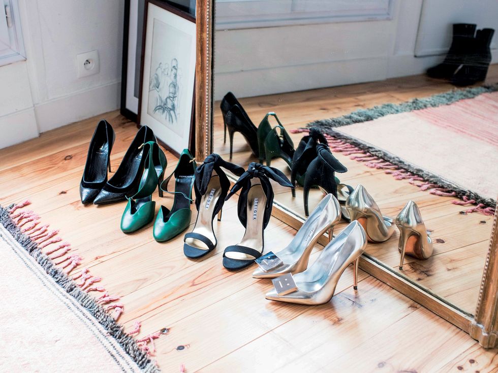 Floor, Flooring, Door, High heels, Basic pump, Collection, Sandal, Dancing shoe, Picture frame, Slingback, 