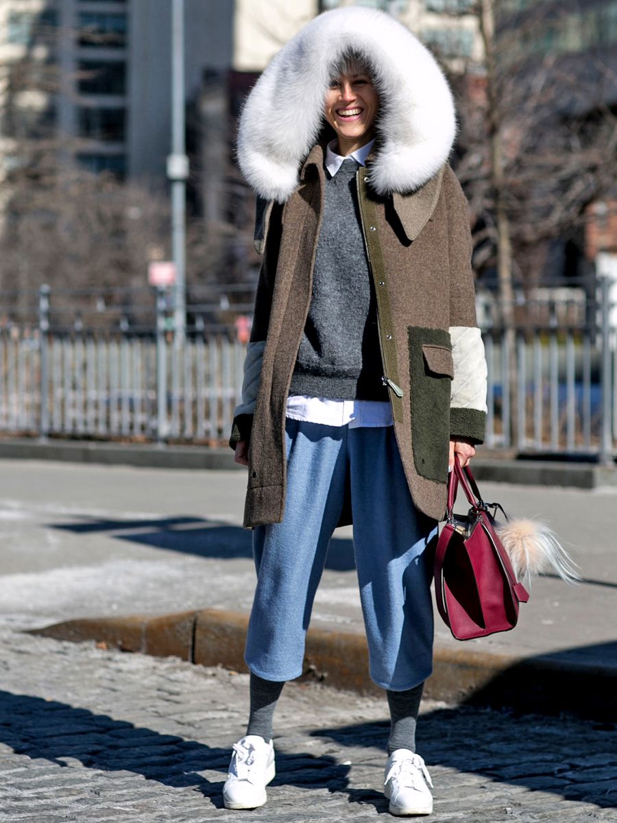 Clothing, Winter, Trousers, Textile, Jacket, Coat, Outerwear, Bag, Style, Street fashion, 