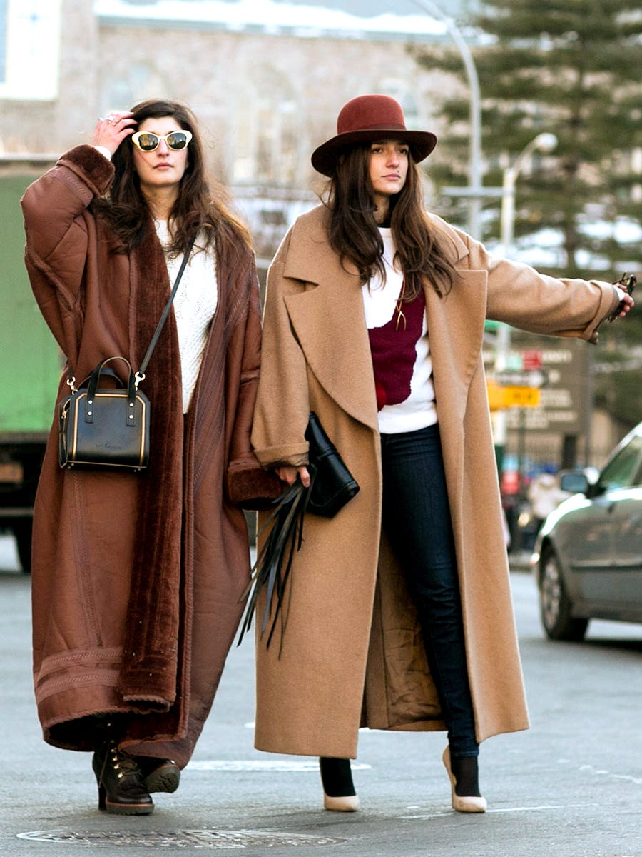 Hat, Brown, Sleeve, Coat, Textile, Outerwear, Jacket, Winter, Khaki, Style, 