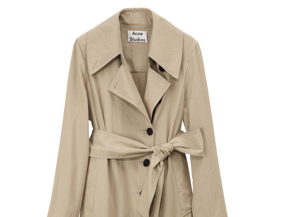 Clothing, Coat, Trench coat, Outerwear, Overcoat, Robe, Beige, Duster, Sleeve, Collar, 