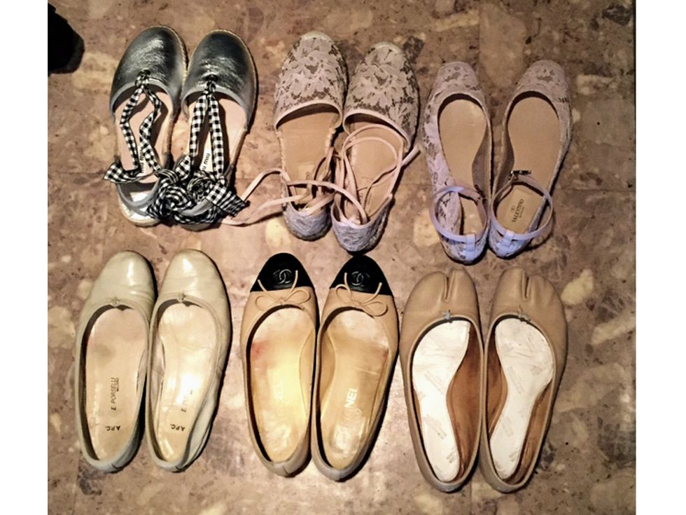 Footwear, Sandal, Shoe, Slipper, Tan, Beige, Flip-flops, 