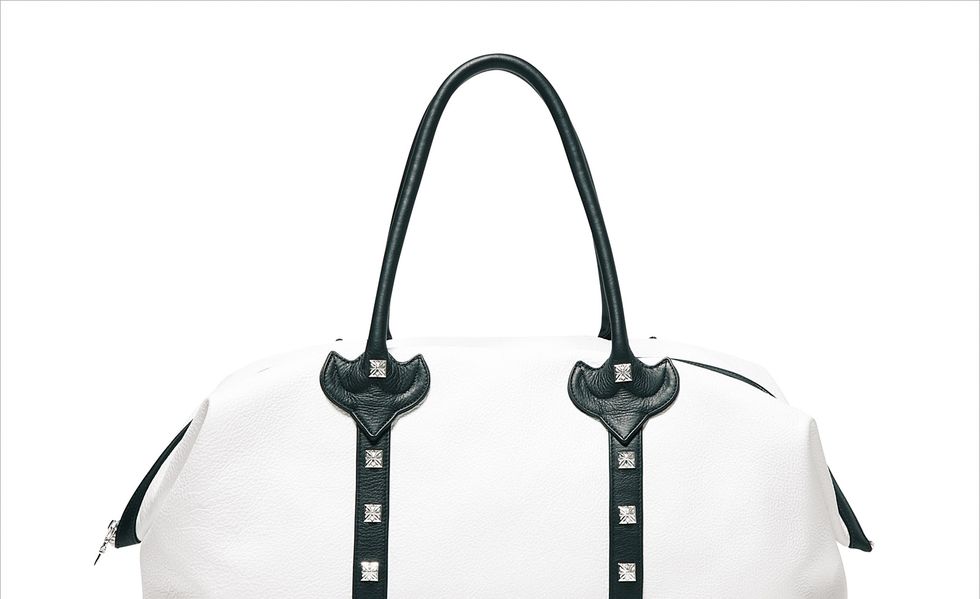Product, White, Bag, Style, Monochrome photography, Black-and-white, Monochrome, Shoulder bag, Black, Luggage and bags, 