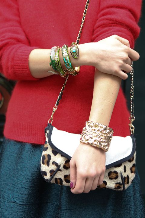 Wrist, Textile, Hand, Fashion accessory, Pattern, Bag, Style, Fashion, Nail, Bracelet, 