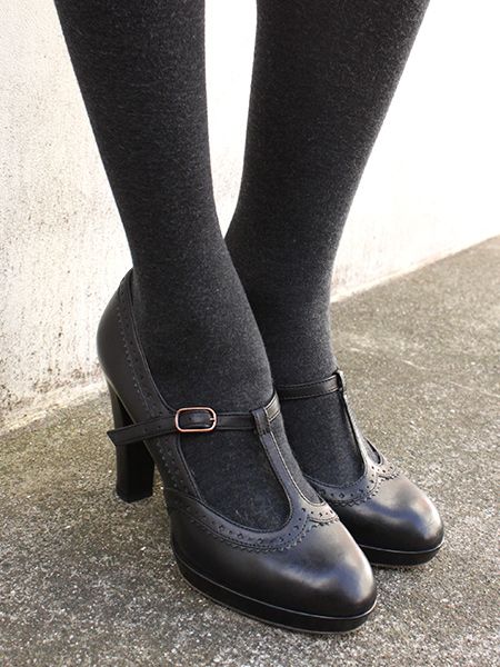 Footwear, Black, High heels, Leather, Tights, Fashion design, Foot, Dancing shoe, Ankle, Dress shoe, 