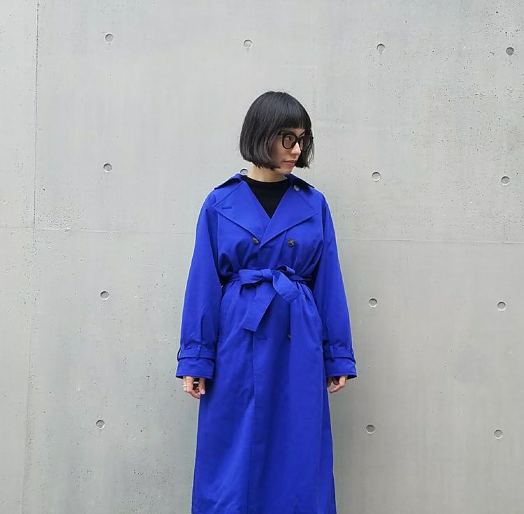 Clothing, Blue, Sleeve, Street fashion, Electric blue, Purple, Cobalt blue, Majorelle blue, One-piece garment, Costume, 
