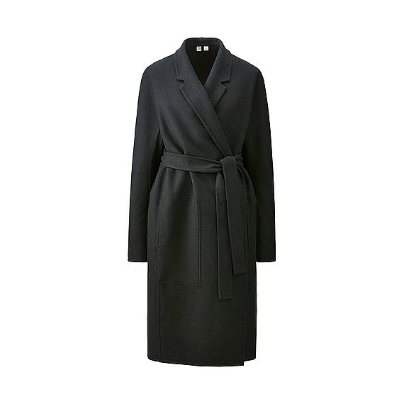 Coat, Collar, Sleeve, Outerwear, Formal wear, Style, Blazer, Grey, Button, Overcoat, 