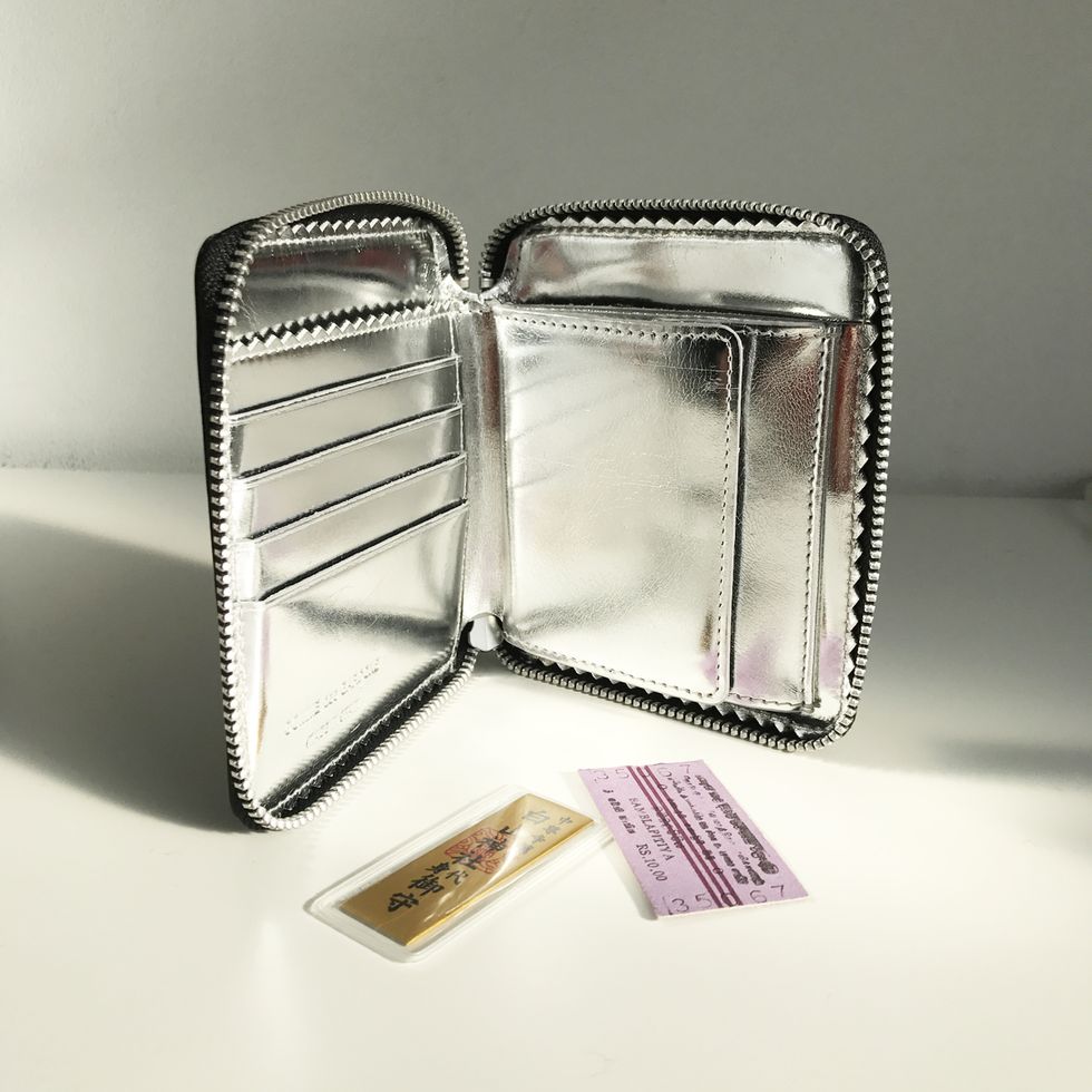 Product, Rectangle, Still life photography, Metal, Material property, Silver, Square, Still life, 