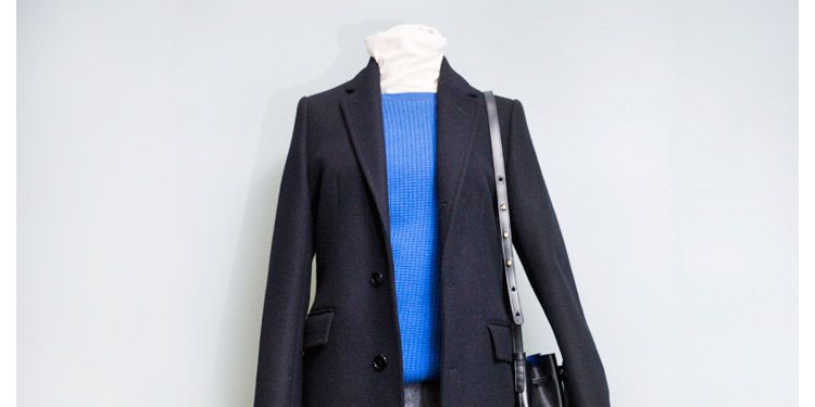 Clothing, Collar, Sleeve, Coat, Outerwear, Blazer, Electric blue, Jacket, Cobalt blue, Fashion design, 