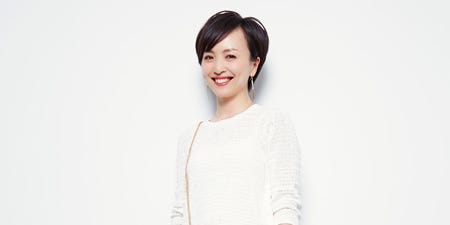 オールホワイトは小物で遊ぶ オールホワイトは小物で遊ぶ