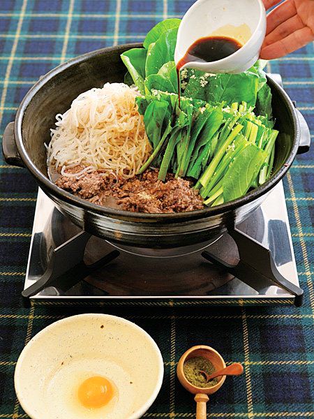 牛挽き肉・しらたき・小松菜の牛すき のレシピ