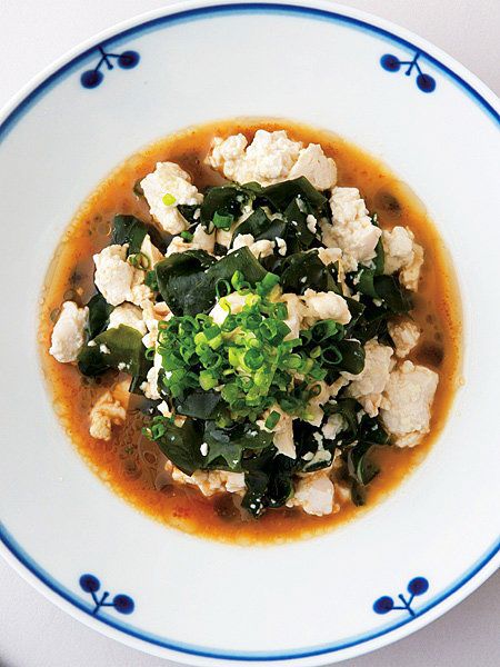 温かいくずし豆腐とわかめの温サラダ のレシピ 作り方 Elle Gourmet エル グルメ