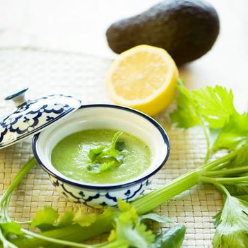 タイ風グリーンスープ のレシピ・作り方｜ELLE gourmet [エル・グルメ]