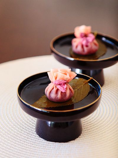 茶巾包みの桜餅 のレシピ 作り方 Elle Gourmet エル グルメ