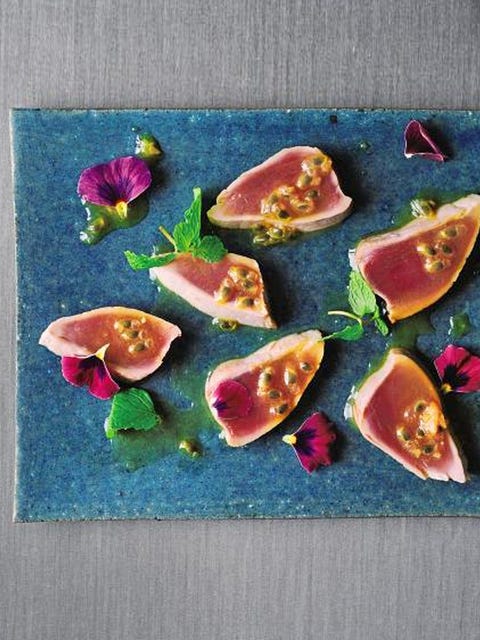 まぐろのたたき パッションフルーツソース のレシピ 作り方 Elle Gourmet エル グルメ