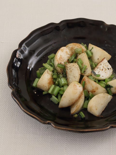 かぶのブルーチーズ炒め のレシピ 作り方 Elle Gourmet エル グルメ かぶのブルーチーズ炒め のレシピ 作り方 Elle Gourmet エル グルメ