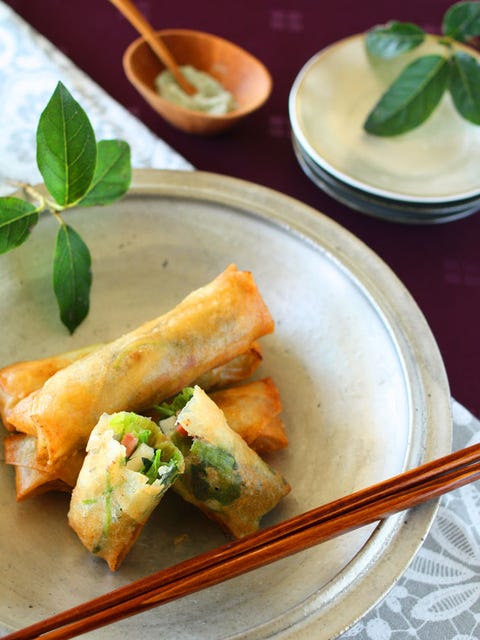 せりと舞茸の香り春巻き のレシピ 作り方 Elle Gourmet エル グルメ