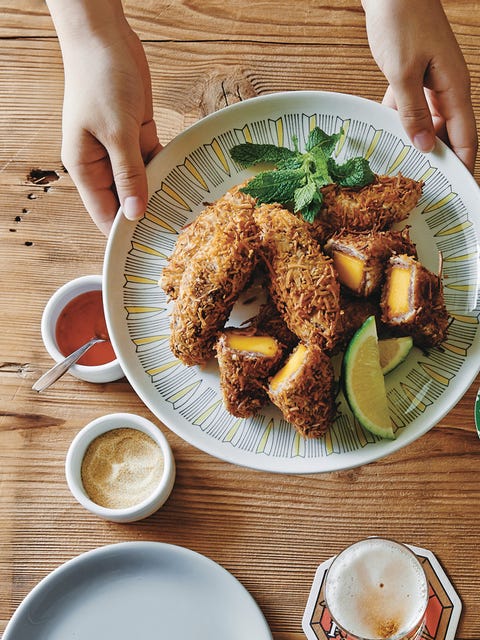 肉巻きマンゴー のレシピ 作り方 Elle Gourmet エル グルメ