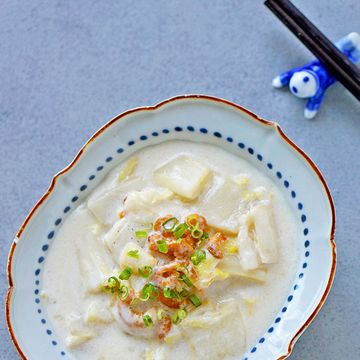 白菜のクリーム煮 ココナッツ風味 のレシピ・作り方｜ELLE gourmet [エル・グルメ]