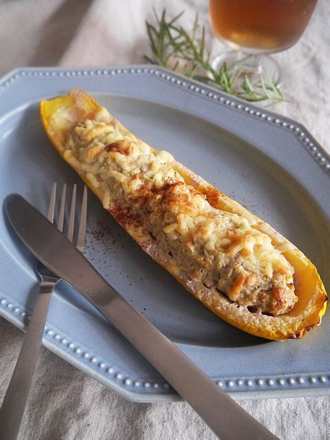 ズッキーニのカレーチーズボート のレシピ 作り方 Elle Gourmet エル グルメ