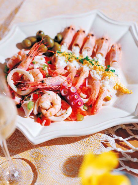 魚介と野菜の刻みサラダ のレシピ 作り方 Elle Gourmet エル グルメ