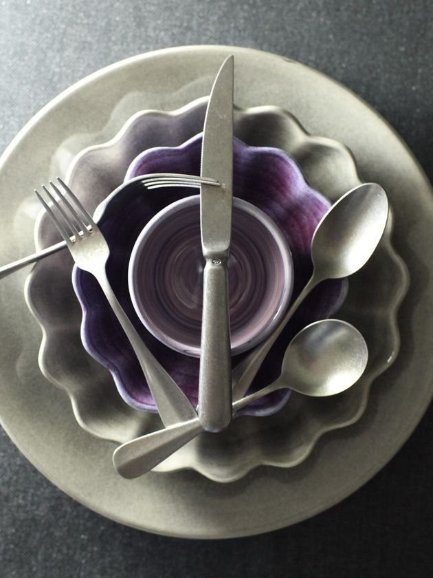Dishware, Cutlery, Kitchen utensil, Circle, Fractal art, Fork, Silver, Graphics, Macro photography, Household silver, 