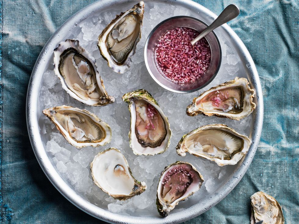 Food, Oyster, Bivalve, Seafood, Ingredient, Natural material, Shellfish, Shell, Molluscs, Recipe, 