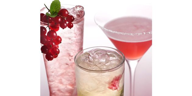 Liquid, Drink, Fluid, Glass, Drinkware, Alcoholic beverage, Cocktail, Tableware, Classic cocktail, Produce, 