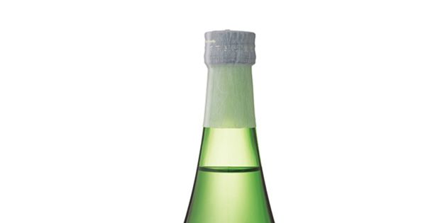 Green, Liquid, Bottle, Glass bottle, Bottle cap, Logo, Ingredient, Produce, Packaging and labeling, Label, 
