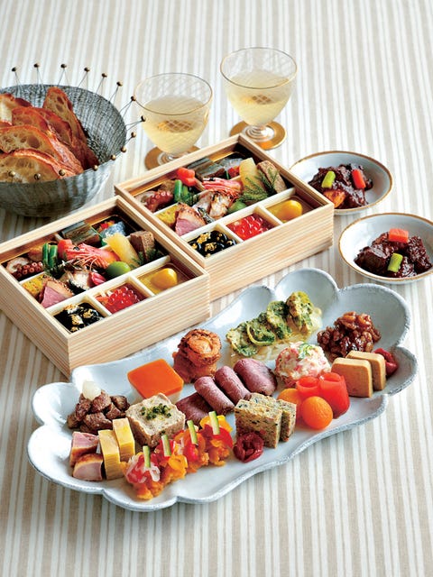 予約解禁 16年のおせち料理と ごちそうをお取り寄せ