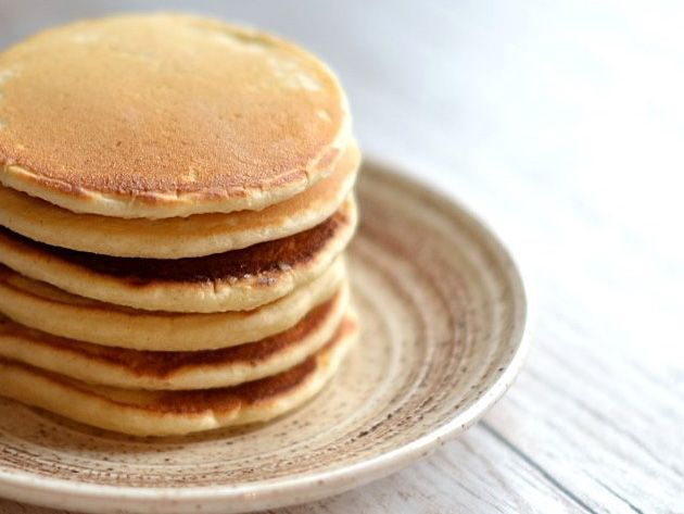 エリザベス女王が手作りした 噂のパンケーキを伝授