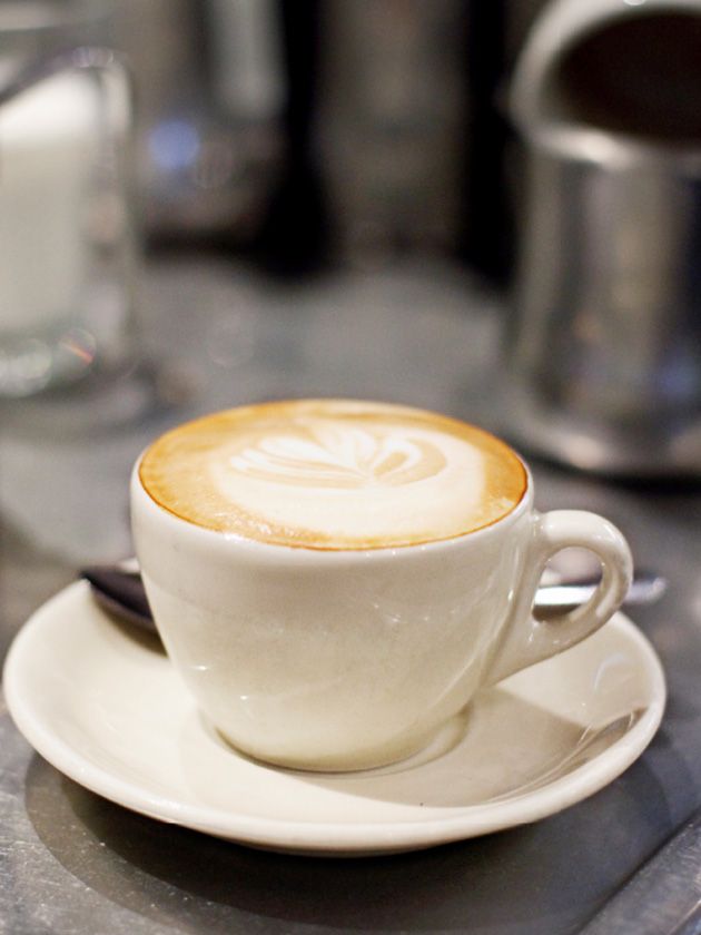 Cup, Serveware, Coffee cup, Drinkware, Dishware, Café, Espresso, Drink, Single-origin coffee, Flat white, 