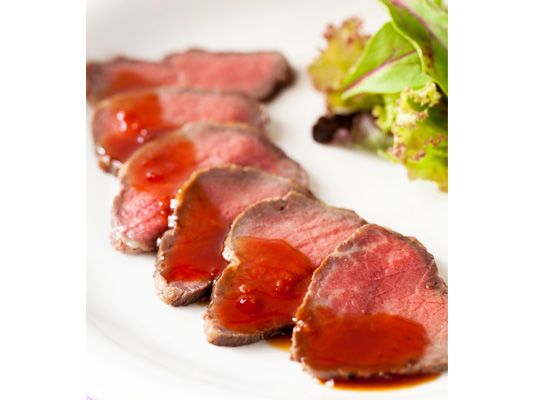 Food, Ingredient, Beef, Pork, Leaf vegetable, Meat, Red meat, Animal product, Cuisine, Ostrich meat, 