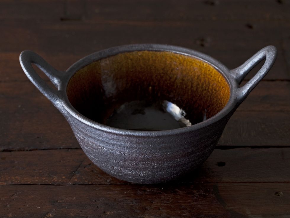 Brown, Serveware, Cup, Grey, Drinkware, Still life photography, Kitchen utensil, Pottery, Natural material, Teacup, 
