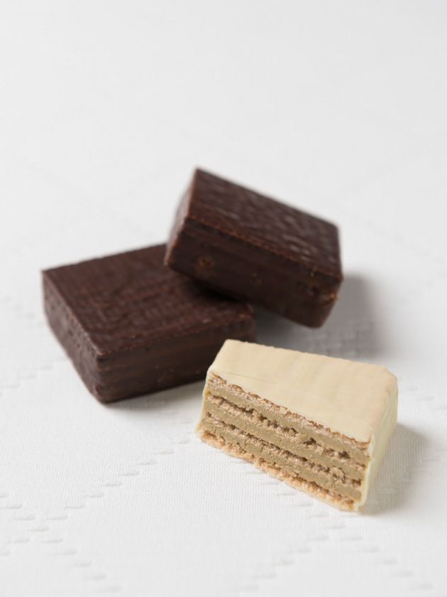 Brown, Food, Cuisine, Ingredient, Dessert, Confectionery, Finger food, Chocolate, Snack, Rectangle, 