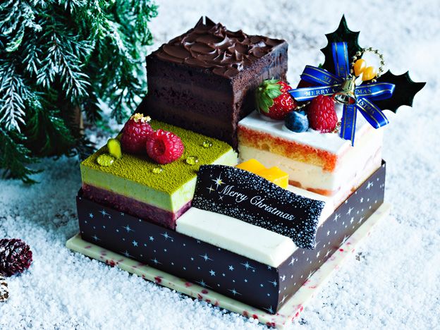 Sweetness, Food, Cake, Cuisine, Dessert, Ingredient, Baked goods, Cake decorating, Cake decorating supply, Dairy, 