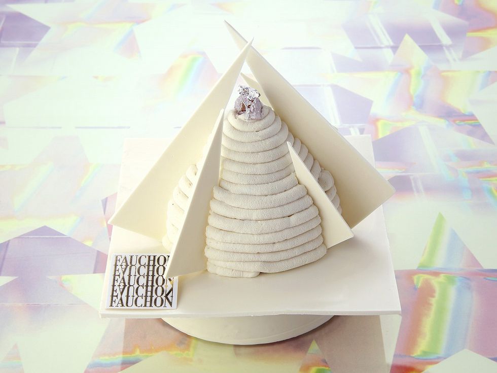 Cone, Sail, Soft Serve Ice Creams, Tree, Party hat, Paper, Triangle, Sailboat, 