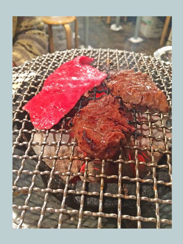 Dish, Barbecue, Cuisine, Grilling, Red meat, Barbecue grill, Horumonyaki, Food, Yakiniku, Meat, 