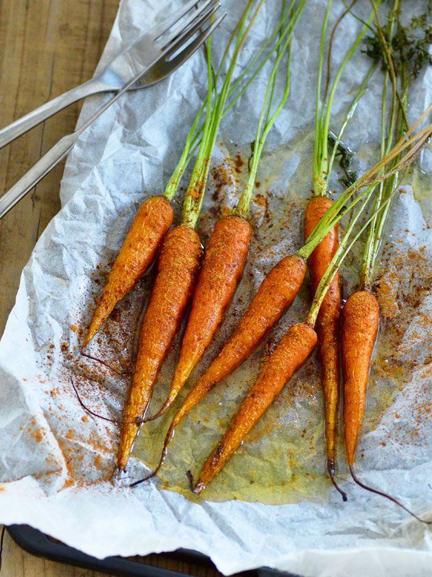 Carrot, Root vegetable, Baby carrot, Vegetable, Food, Plant, Parsnip, wild carrot, Produce, Local food, 