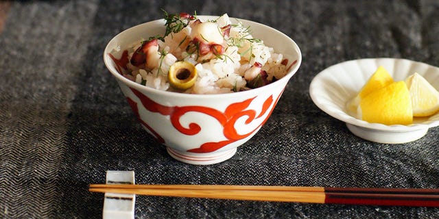 Dish, Food, Cuisine, Ingredient, Steamed rice, Takikomi gohan, Comfort food, Recipe, Produce, Rice, 