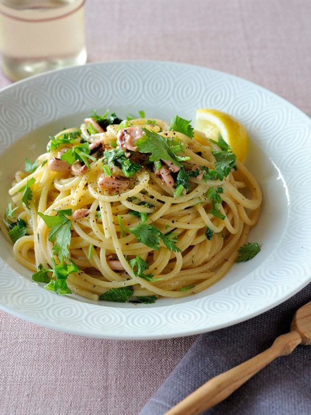 Dish, Food, Cuisine, Noodle, Spaghetti, Carbonara, Spaghetti aglio e olio, Capellini, Ingredient, Bucatini, 