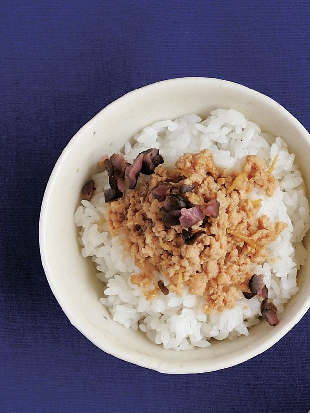 Dish, Food, Steamed rice, Cuisine, White rice, Ingredient, Rice, Jasmine rice, Comfort food, Recipe, 