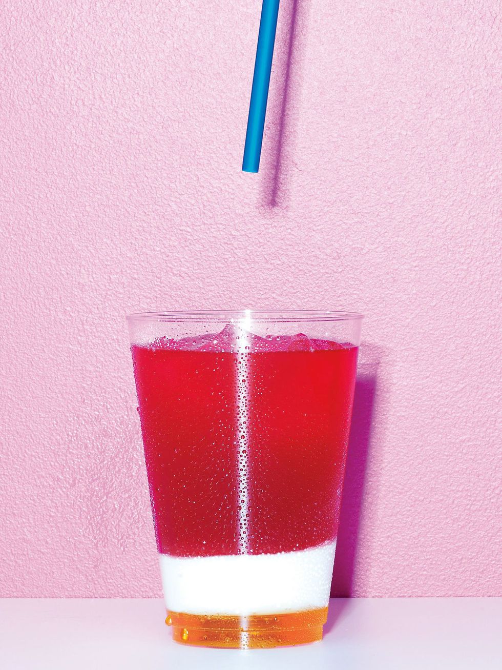 Liquid, Drink, Alcoholic beverage, Red, Fluid, Colorfulness, Ingredient, Tableware, Apéritif, Cocktail, 