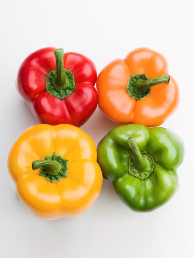Bell pepper, Vegan nutrition, Whole food, Green, Yellow, Natural foods, Food, Ingredient, Vegetable, Produce, 