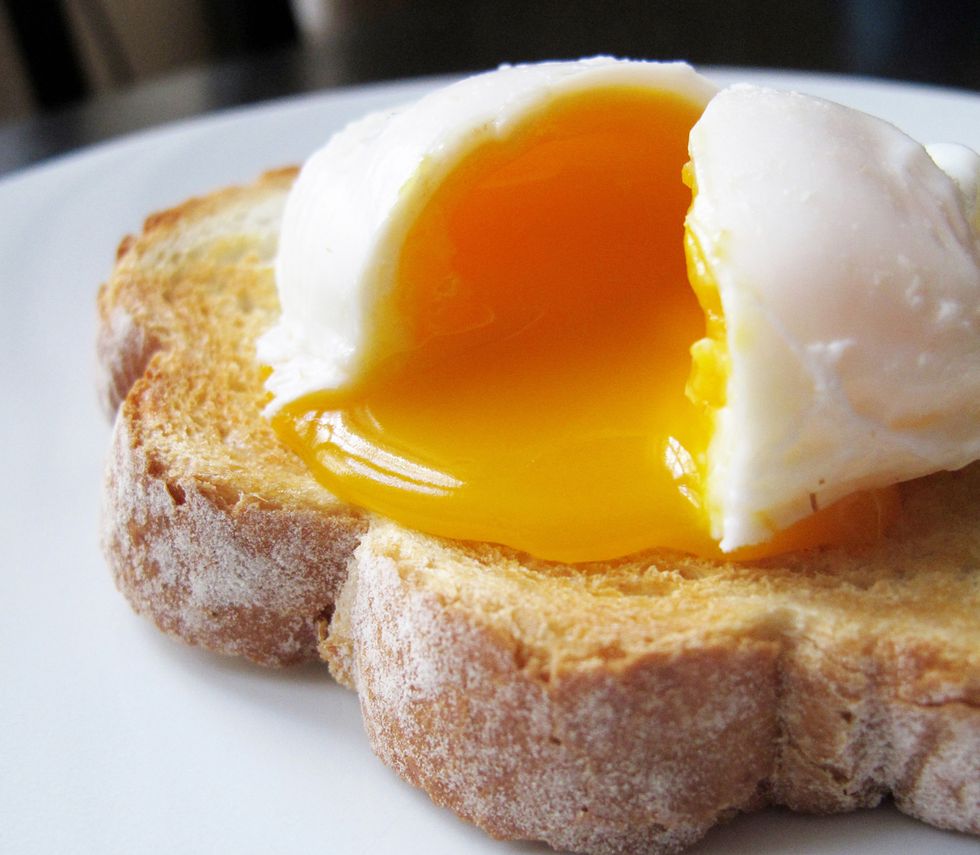 Dish, Food, Cuisine, Egg yolk, Breakfast, Ingredient, Boiled egg, Poached egg, Eggs benedict, Meal, 