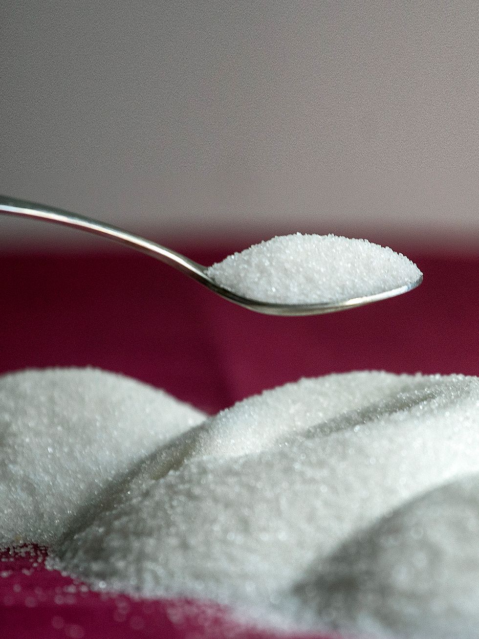 Water, Sugar, Table sugar, Close-up, Hand, Powdered sugar, Chemical compound, Spoon, Salt, Tableware, 