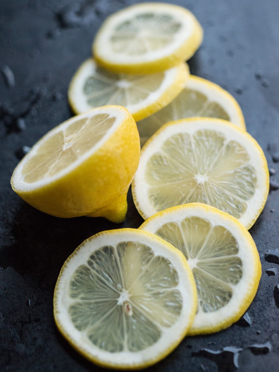Lime, Lemon, Citrus, Meyer lemon, Key lime, Food, Lemon peel, Citron, Fruit, Yellow, 
